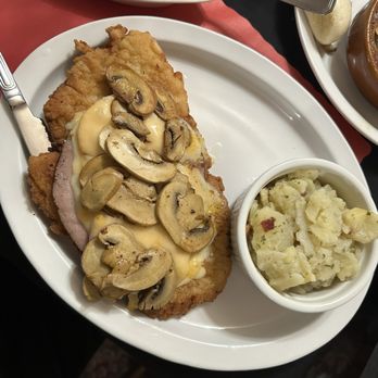 The Hub German Restaurant & Lounge - Black Forest - German Near Me - St. Robert, Missouri