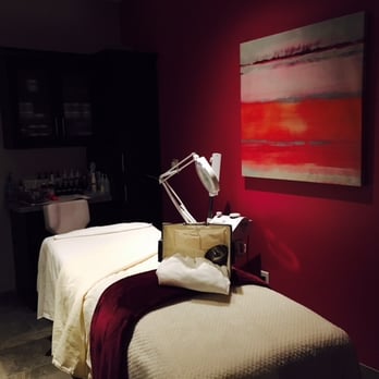 Fuchsia - Treatment Room - Skin Care Near Me - Phoenix, Arizona Fuchsia - Treatment Room - Skin Care Near Me - Phoenix, Arizona