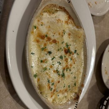 Gino's Italian Restaurant - Pizza Near Me - Round Rock, Texas