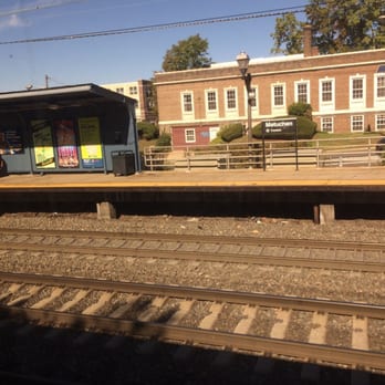 Metuchen Train Station - Train Stations Near Me - Metuchen, New Jersey Metuchen Train Station - Train Stations Near Me - Metuchen, New Jersey