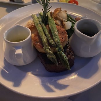El Chorro - Filet with crab cake - American Near Me - Paradise Valley, Arizona El Chorro - Filet with crab cake - American Near Me - Paradise Valley, Arizona