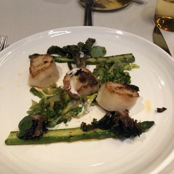 Le Pavillon - maine sea scallops baked in the shell green asparagus, lollipop kale, guajillo-seaweed marmalade, ginger beurre blanc - French Near Me - New York, New York Le Pavillon - maine sea scallops baked in the shell green asparagus, lollipop kale, guajillo-seaweed marmalade, ginger beurre blanc - French Near Me - New York, New York