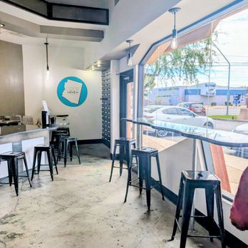 AZ Core Nutrition - Indoor seating area - Juice Bars & Smoothies Near Me - Tucson, Arizona