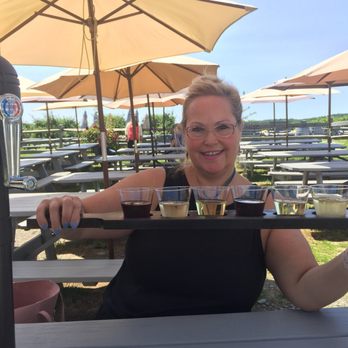 Le Petit Bistro - Winery - French Near Me - Rhinebeck, New York
