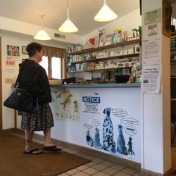 Brookside Animal Hospital - Reception