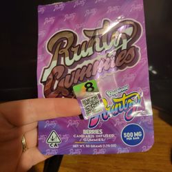 Sold me supposed to be delta 8 1000mg gummies and upon removing the sticker i quickly realized they are stealing from people