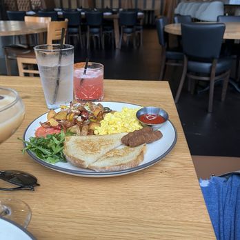 Station 16 - House Potatoes Brunch Eggs - Seafood Near Me - Sacramento, California Station 16 - House Potatoes Brunch Eggs - Seafood Near Me - Sacramento, California