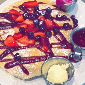 SweetDiner - Berry blast pancakes - Diners Near Me - Milwaukee, Wisconsin SweetDiner - Berry blast pancakes - Diners Near Me - Milwaukee, Wisconsin