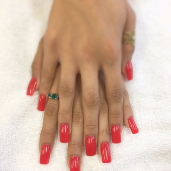 Bella Nails and Spa - Perfectly done acrylics with gel nail polish! - Nail Salons Near Me - Murrieta, California