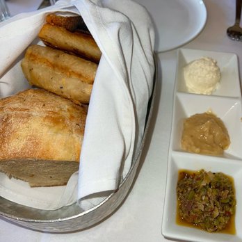 Prossimo Ristorante - Bread basket with dip spread - Italian Near Me - Tulsa, Oklahoma Prossimo Ristorante - Bread basket with dip spread - Italian Near Me - Tulsa, Oklahoma