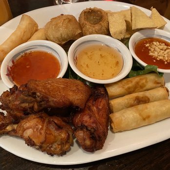 SriPraPhai Thai Restaurant - Thai Near Me - Woodside, New York