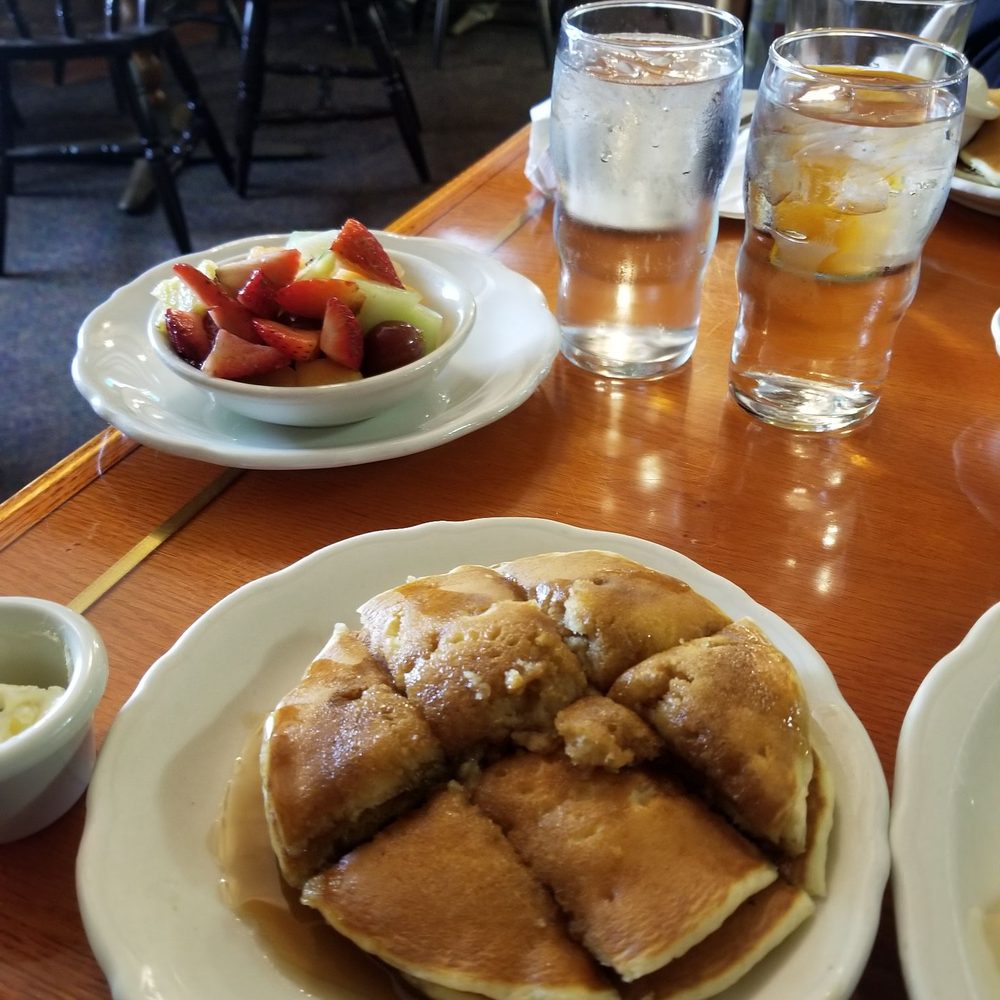 Stacked - Breakfast & Brunch Near Me - Oak Lawn, Illinois Stacked - Breakfast & Brunch Near Me - Oak Lawn, Illinois