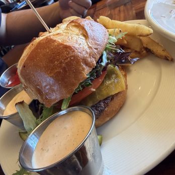 Summit House Restaurant - American Near Me - Enumclaw, Washington Summit House Restaurant - American Near Me - Enumclaw, Washington