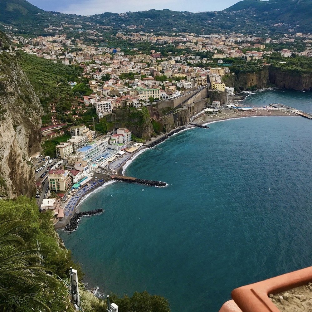 Amalfi Coast - Hotels Near Me - Amalfi, SA
