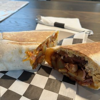 Pomona Cider - Breakfast burrito at Sunday brunch - Cideries Near Me - Milwaukee, Wisconsin Pomona Cider - Breakfast burrito at Sunday brunch - Cideries Near Me - Milwaukee, Wisconsin