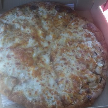 Superb Pizza - Garlic Chicken with White Sauce, Actually Damn Good! - Pizza Near Me - North Highlands, California Superb Pizza - Garlic Chicken with White Sauce, Actually Damn Good! - Pizza Near Me - North Highlands, California