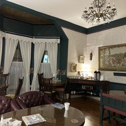 Americus Garden Inn Bed & Breakfast - Dinning room