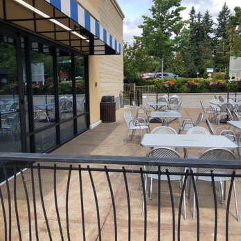 Ivar's Seafood Bar - Outdoor seating and dog friendly - Seafood Near Me - Bothell, Washington