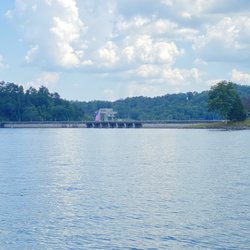 Duke's Hideaway Marina