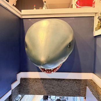 L P Steamers - Seafood Near Me - Baltimore, Maryland