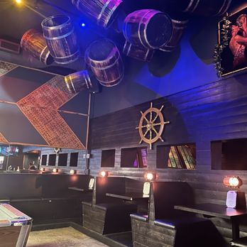 Admiral Benbow Room - Ship theme! - Cocktail Bars Near Me - Seattle, Washington