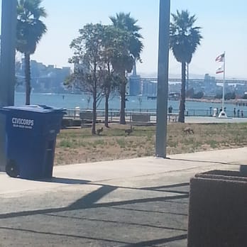 Middle Harbor Shoreline Park - Parks Near Me - Oakland, California Middle Harbor Shoreline Park - Parks Near Me - Oakland, California