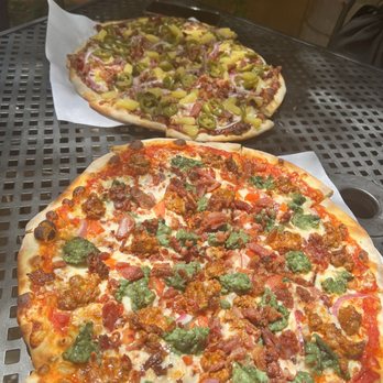 Burattino Brick Oven Pizza - The Chori-man Special and Hawaiian BBQ Pizza - Pizza Near Me - Carson, California