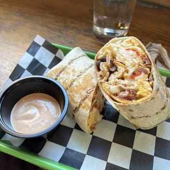 Pepita Coffee - Breakfast burrito - Coffee & Tea Near Me - Cambridge, Massachusetts