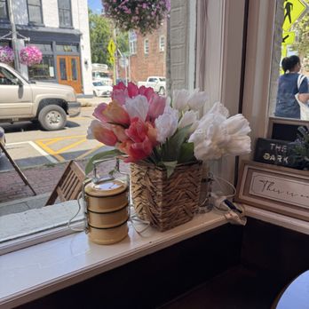 Long Cha Thai Cafe - Desserts Near Me - Beacon, New York