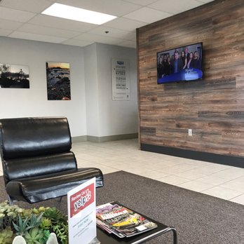 Rizzoli's Automotive - Lounge at Rizzoli's Automotive in Santa Maria! - Auto Repair Near Me - Santa Maria, California Rizzoli's Automotive - Lounge at Rizzoli's Automotive in Santa Maria! - Auto Repair Near Me - Santa Maria, California