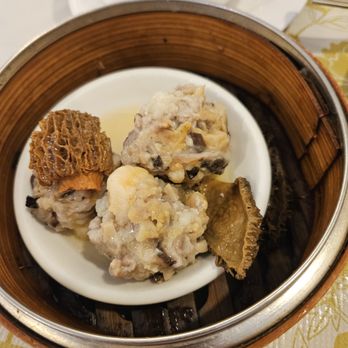 Golden Paramount Seafood Restaurant - Morel Siu Mai - Seafood Near Me - Richmond, British Columbia Golden Paramount Seafood Restaurant - Morel Siu Mai - Seafood Near Me - Richmond, British Columbia