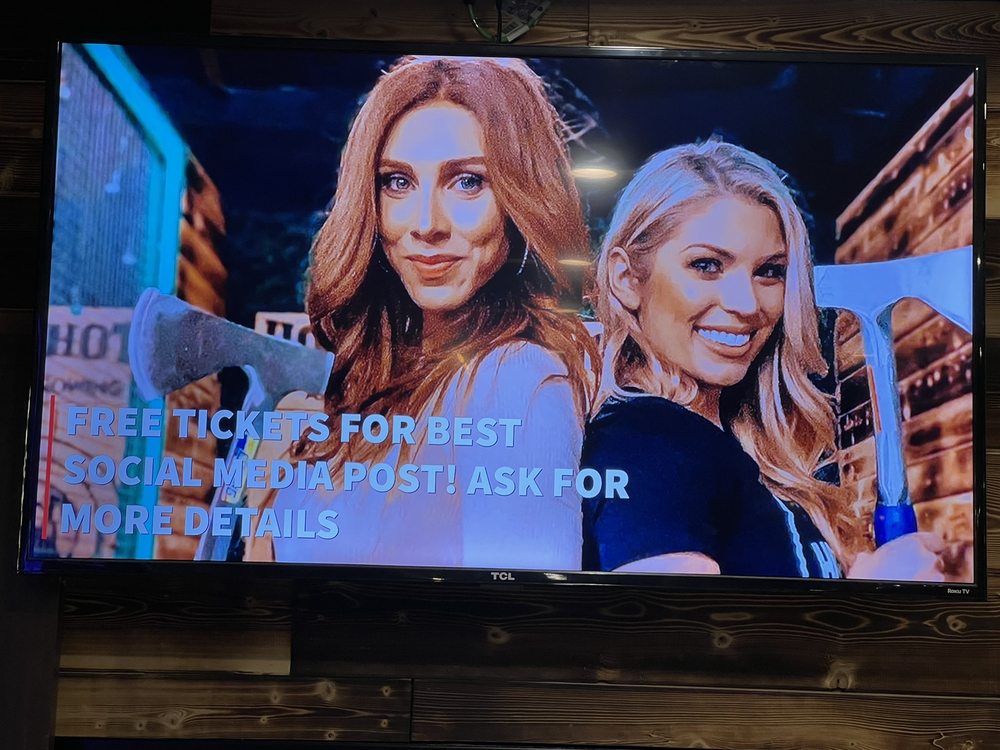 HOTSHOTS AXE THROWING Updated August 2024 37 Photos & 85 Reviews