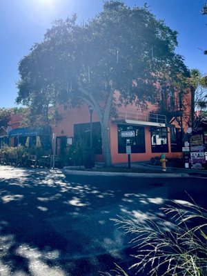 Pub Americana by null