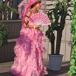 CP24 - Junior QUEEN, Amaya Gopaul costume DAME LORRAINE