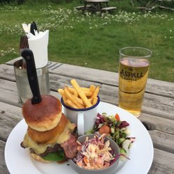 Station Steakhouse and Bar - Burger and local cider
