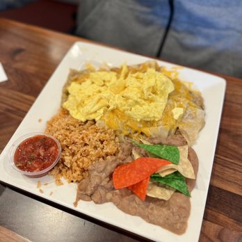 Arthur's Family Restaurant - Chilaquiles & Eggs - Breakfast & Brunch Near Me - Orange, California