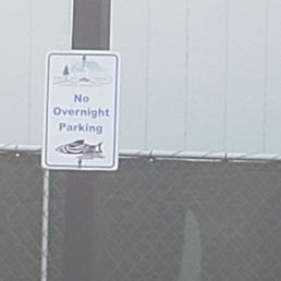 Sign that SHOULD be posted Sign that SHOULD be posted