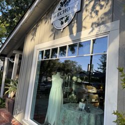 City of Saratoga - Front window