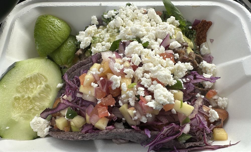 Azul Latin Kitchen Logo