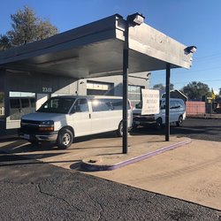 Van Country Rentals - Clean 12 & 15 Passenger Vans