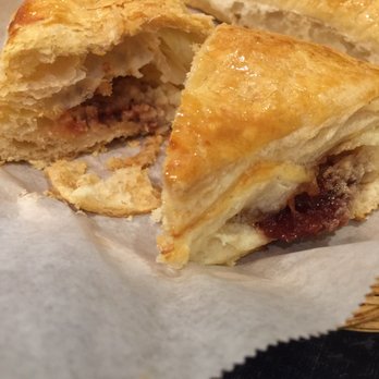 The Latin Pig Cuban Restaurant - pastelitos de guayaba con queso (guava + cream cheese pastry) - Cuban Near Me - Plano, Texas The Latin Pig Cuban Restaurant - pastelitos de guayaba con queso (guava + cream cheese pastry) - Cuban Near Me - Plano, Texas
