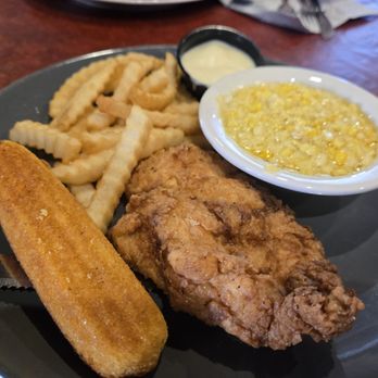 Ramsey's Diner - Andover - Fried chicken with cream corn - Diners Near Me - Lexington, Kentucky Ramsey's Diner - Andover - Fried chicken with cream corn - Diners Near Me - Lexington, Kentucky