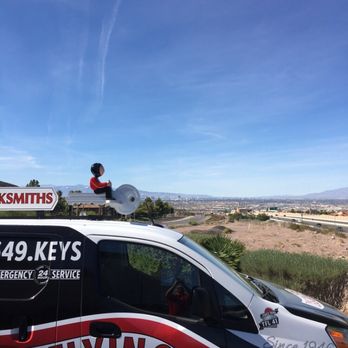 FlyLock Security Solutions - Buzz is viewing the Las Vegas valley - Keys & Locksmiths Near Me - Henderson, Nevada