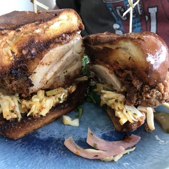 Ellie's - Fried Chicken Sandwich - Italian Near Me - Long Beach, California