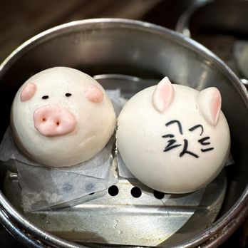 Timwah Dim Sum Restaurant - Red bean pig bun and cat dumplings - Dim Sum Near Me - Jacksonville, Florida Timwah Dim Sum Restaurant - Red bean pig bun and cat dumplings - Dim Sum Near Me - Jacksonville, Florida