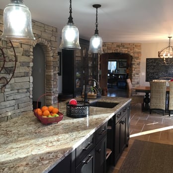 Creative Kitchen & Bath - a kitchen with granite countertops - General Contractors Near Me - Lexington, Kentucky Creative Kitchen & Bath - a kitchen with granite countertops - General Contractors Near Me - Lexington, Kentucky