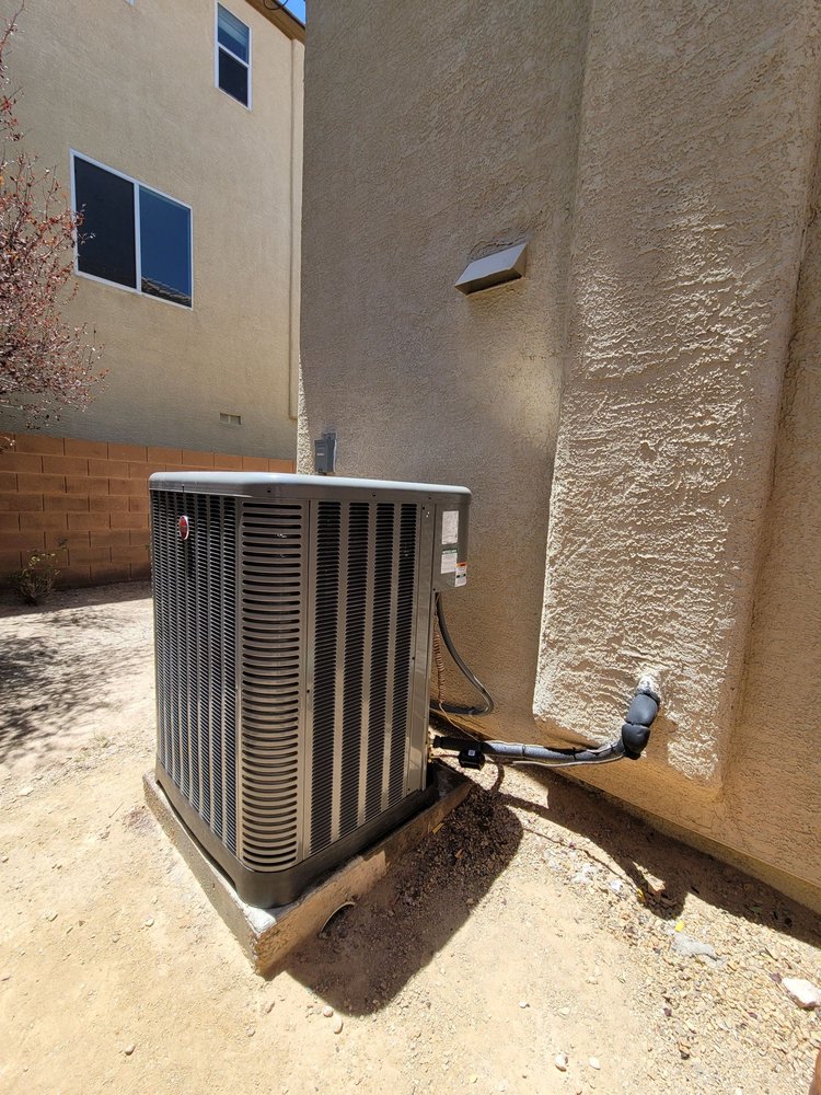 Slide of CaliFam Services