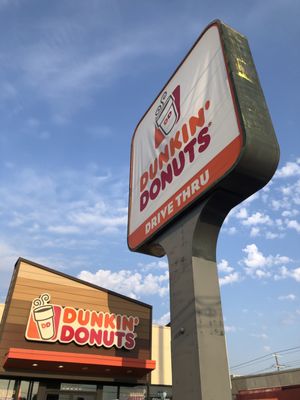 Dunkin' Donut by null