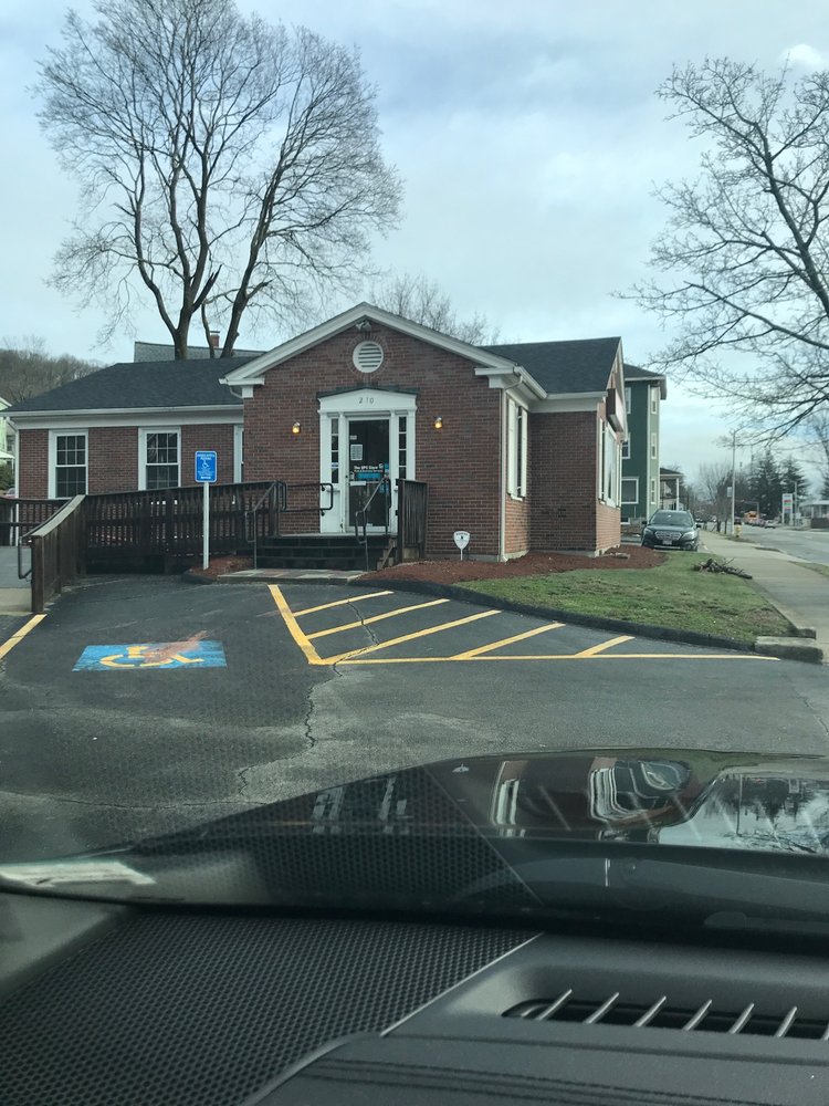 THE UPS STORE 13 Photos & 29 Reviews 210 Park Ave, Worcester, Massachusetts Shipping