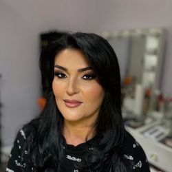 Sofia Beauty Salon - Makeup blow dry
